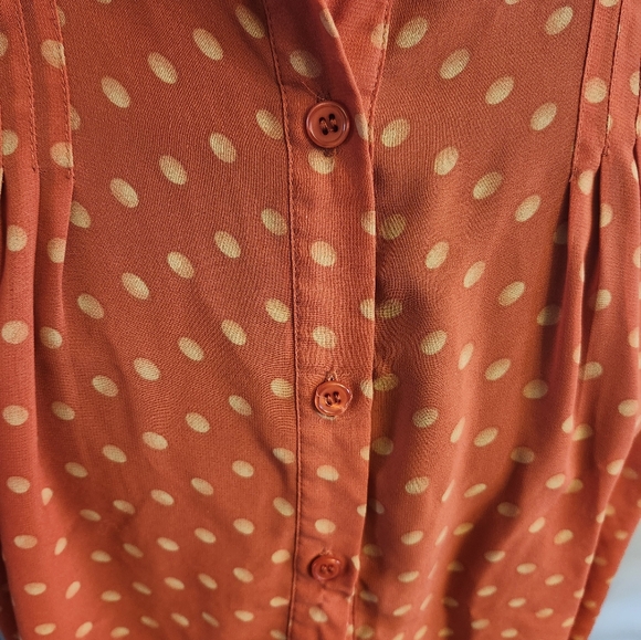 Papaya- red polka dot sleeveless blouse - Picture 3 of 4